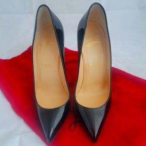 Louboutin So Kate EU 37
